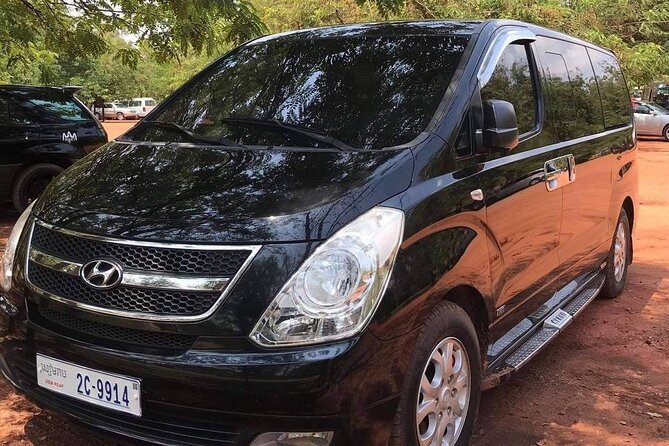 Taxi Phnom Penh or Techo Airport to Sihanoukville or vice versa - The Expressway drive: what speed and comfort mean in real life