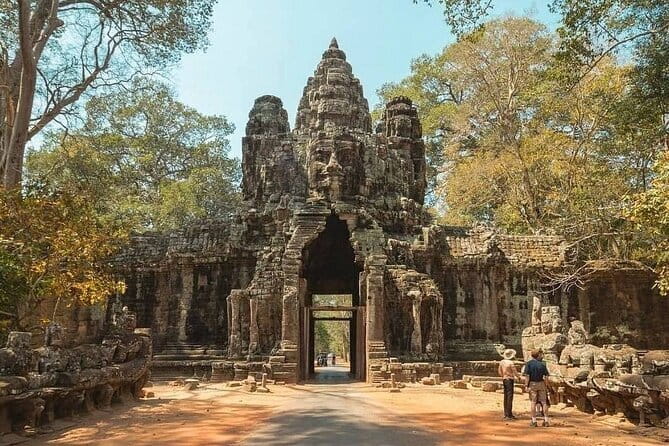 Two Day Tour, Taxi Phnom Penh to Siem Reap, Angkor Visit & Return - Entering Angkor Wat: Sunrise Timing, What To Expect, and How To Prepare